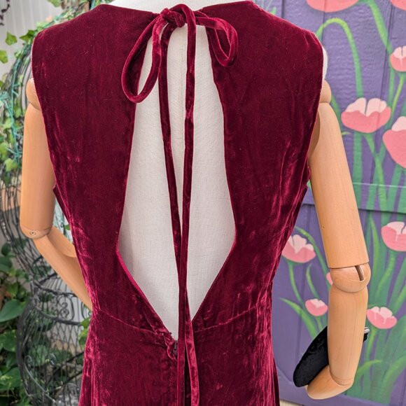 Vintage 1990's Dark Blood Red Velvet Backless Vampy Evening Gown By Jordan - Picture 10 of 15
